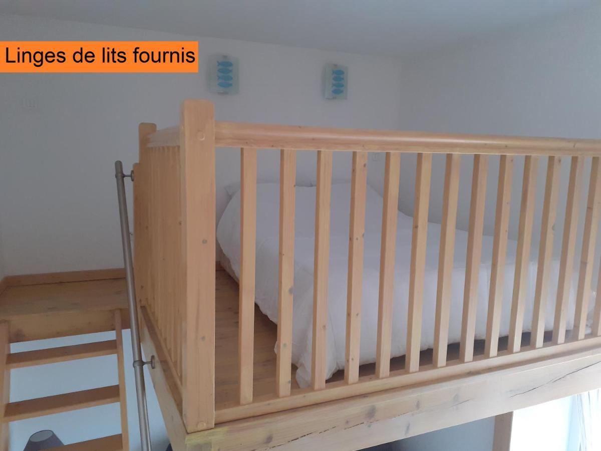 Appartement Rez De Chaussee Avec Terrasse Et Jardin Tence Exteriér fotografie